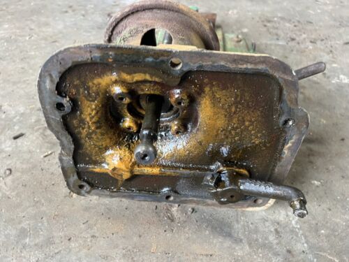 1946 John Deere B Dash/Shifter Tower Antique Tractor