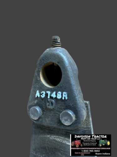JOHN DEERE A3748R FOURTH AND SIXTH SPEED SHIFT ARM A TRACTOR