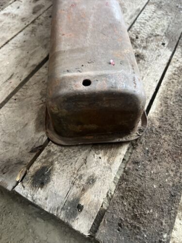 Farmall MD 400 Diesel Valve Cover Antique Tractor