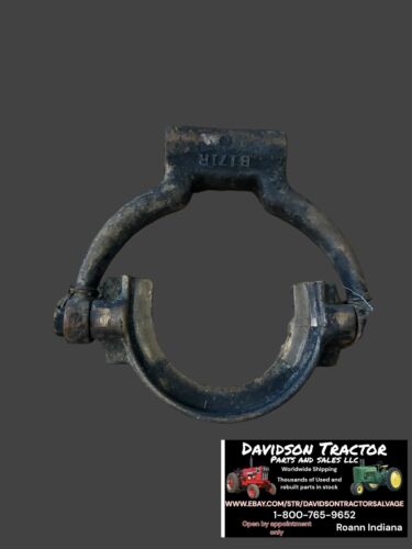 USED B171R & B172R John Deere Unstyled B Tractor Fork & Clutch Collar Assembly
