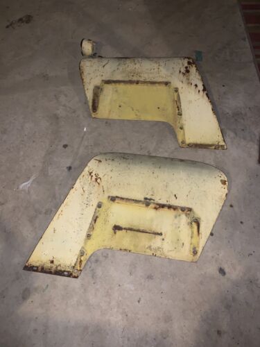 International Cub 154 low boy Tractor IHC pair set of rear fenders right & left