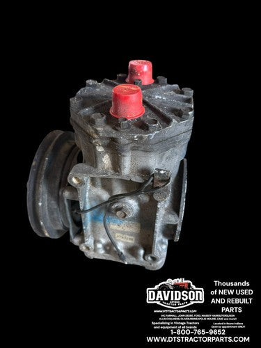 Air Condition Compressor D7NN19D623A Ford TW25 5610 7700 9700 TW15 4600 7600+++
