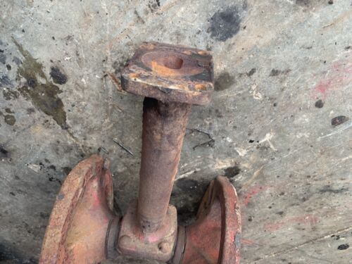 Farmall IH B BN tractor main front end pedestal + hubs - cap 3 bolt style hub