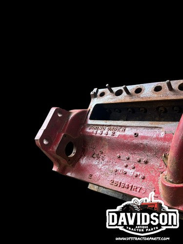 Farmall cub IH cast Engine block 251341R2 Antique Tractor