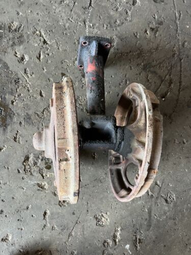 IHC Farmall C front pedistal w/hubs Antique tractor
