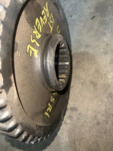 IH FARMALL  400, 450 1ST AND REVERSE TOP SLIDING GEAR #359465 R1