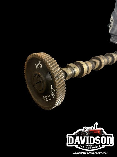 International IH 544 3514 Tractor Camshaft D239