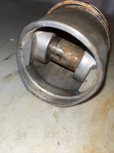 International Piston Assy-engine 318377R2 D282
