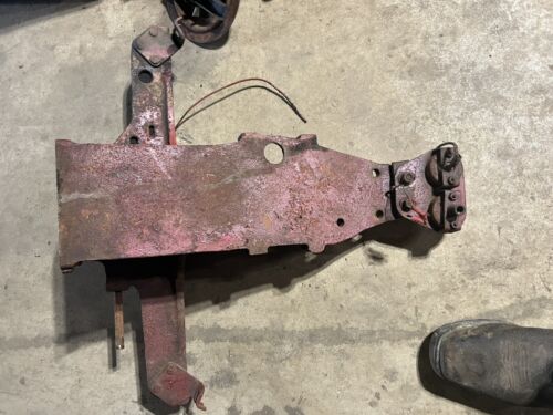 IHC Mccormick W9 Gas Rear Gas Tank Mount Antique Tractor