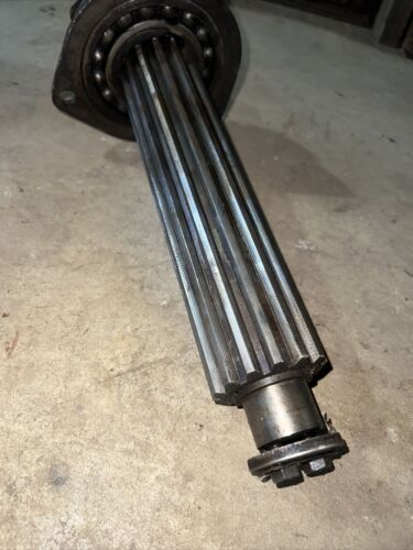 Farmall 400 450 Super MTA International Shaft-main W/pinion 19T 358861R1