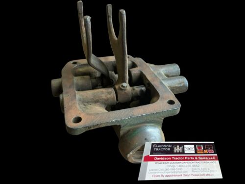 John Deere L Shifter Fork Assembly L4002T
