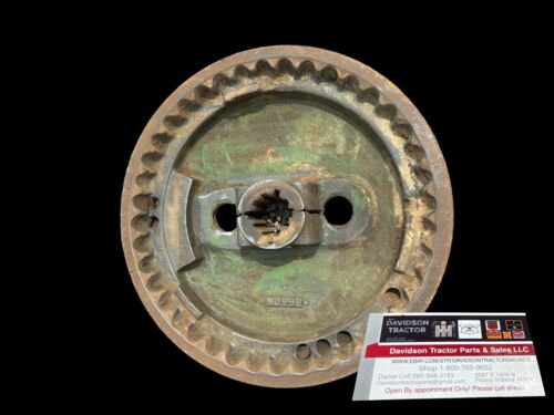 B660R 1936 John Deere Unstyled B Flywheel Nice One!!!