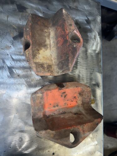Case DC Tractor Orig cultivator front mounting bracket block 5031A holder PAIR