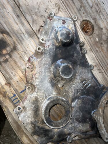 1965 International 424 Diesel Tractor Front Engine Timing Cover Plate 3042069R2