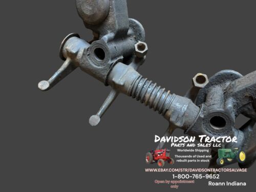 JOHN DEERE F529R, F528R, F533R BRACKET ROCKET ARM ASSEMBLY G TRACTOR