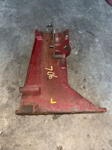 International Support-gear Selector LH 382741R1 IH Farmall 706