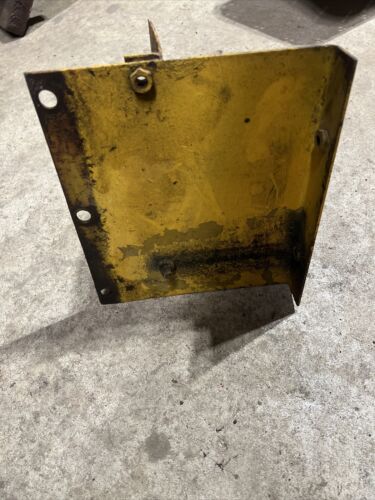 Farmall Cub 184 185 Tractor IH seat bracket & battery tray holder