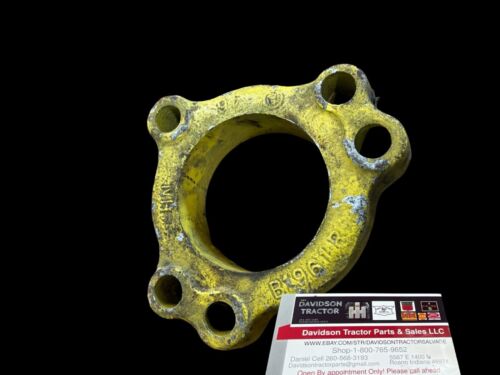 JOHN DEERE A B HUB WHEEL CLAMP B1961R