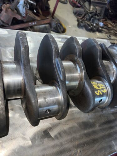 International Farmall SMD Crankshaft IH number 261265R1