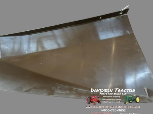 Genuine John Deere L58684 LH Panel 1640 2040 2350 2550 Tractor New Old Stock