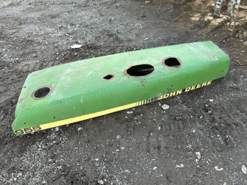John Deere 4955 Hood engine cover