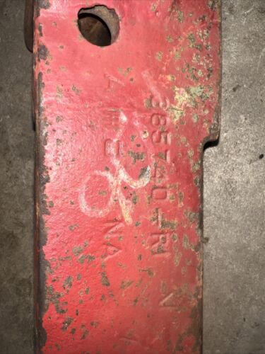 International Farmall 656 666 544 2544 IH Tractor drawbar sway bracket 385740R1
