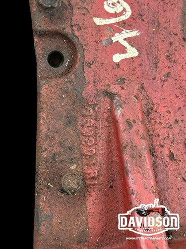 1959 International Farmall IH 560 Tractor Side Hydraulic Block Mount 369904R1