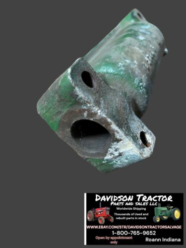 JOHN DEERE B2780R  CLUTCH FORK HOLDER HOUSING ANTIQUE TRACTOR