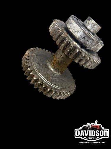 Ford 5640 Transmission Shaft W/Gear Antique Tractor