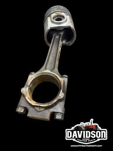 International D179 IH 484 Connecting Rod W/Piston Antique Tractor