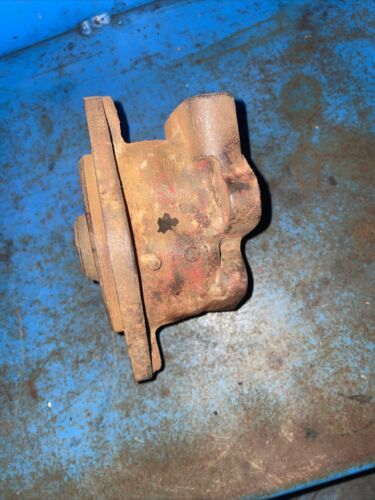 Farmall 300 350 400 450 distributor housing