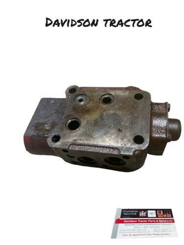 IHC Farmall Hydraulic Block Antique Tractor