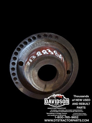 International 574 D239 Engine Crankshaft Pulley  3138838R2 Antique Tractor