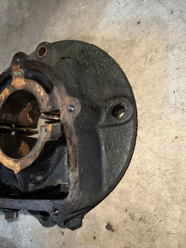JOHN DEERE A3265R AA3934R MAIN BEARING HOUSING A TRACTOR
