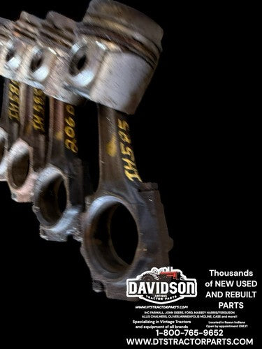 International 585 D206 Pistons/Connecting Rods Set Antique Tractor