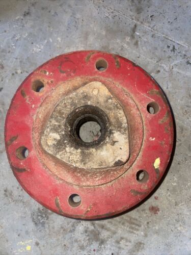 Farmall International Harvester 240 340 330 404 444 Front Axel Hub