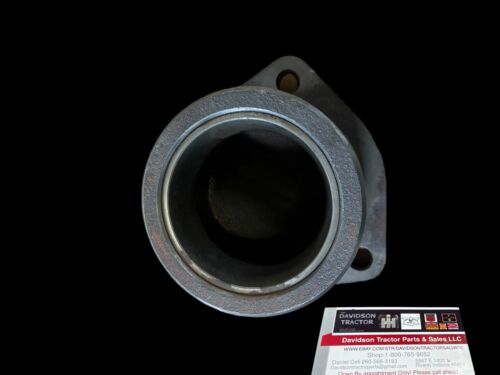 John Deere G Differential Bearing Quill Casting F168R.