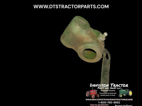 New Old Stock NOS B1101R John Deere Steering Support