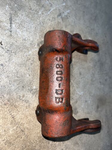 Used Clutch Release Fork fits International 660 450 Super MTA 400 Super M 560 M