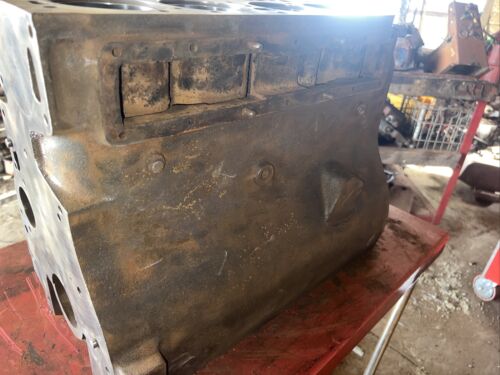 FARMALL SUPER H CYLINDER BLOCK 358067R1 C-169 Antique Tractor