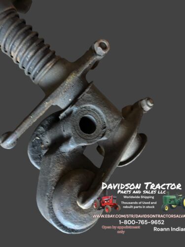 JOHN DEERE F529R, F528R, F533R BRACKET ROCKET ARM ASSEMBLY G TRACTOR