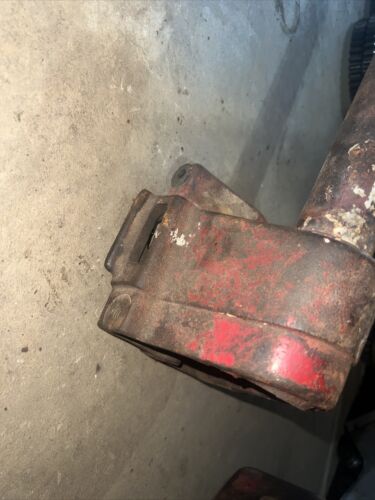 Farmall 300 350 400 450 tractor steering shaft main holder bracket