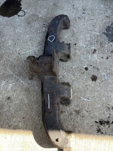 International Harvester 128656R1 Manifold