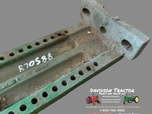 R70588 Tractor Fender Bracket Fits John Deere 2010 2030 2440 2510 2630 2640 +