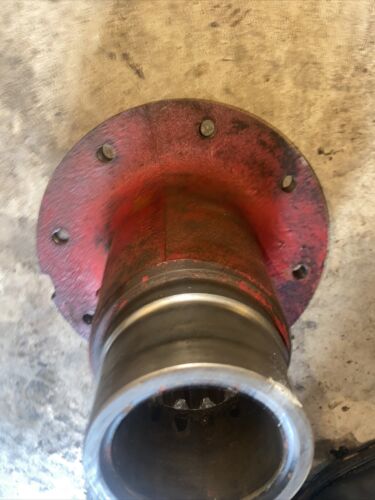 International Farmall 300 Utility Rear Hub 361583R1   Antique Tractor
