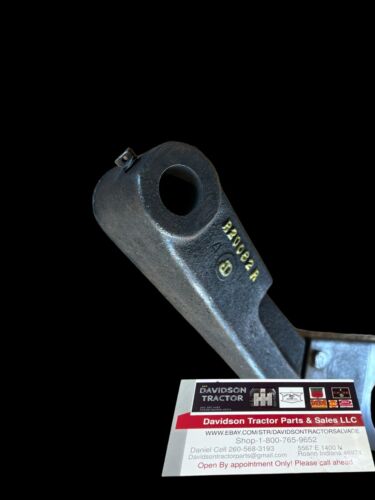 AR20040R, R20062R John Deere 1st And 3rd Speed Shifter Arm For 720, 730