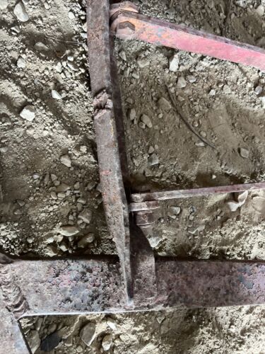 International 560 Wheetland Drawbar Antique Tractor