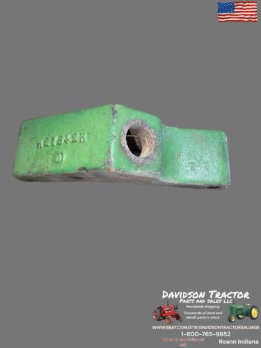 JOHN DEERE 4010 3010 LIGHT BRACKET LAMP SUPPORT BRACKET R27942R R27942