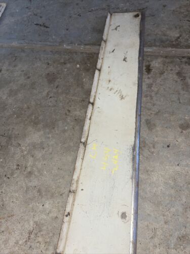 International 444 utility tractor orig IHC good engine front left side cov panel