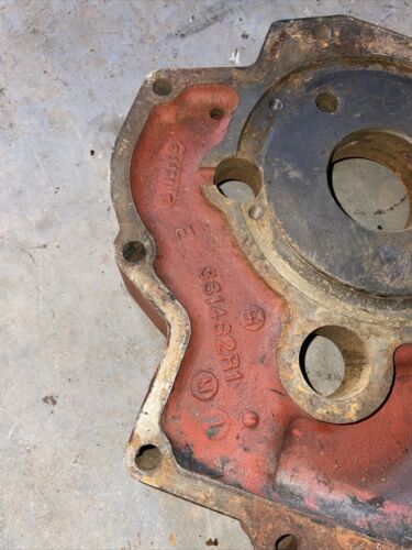 IH Farmall 381462R1 PTO Housing